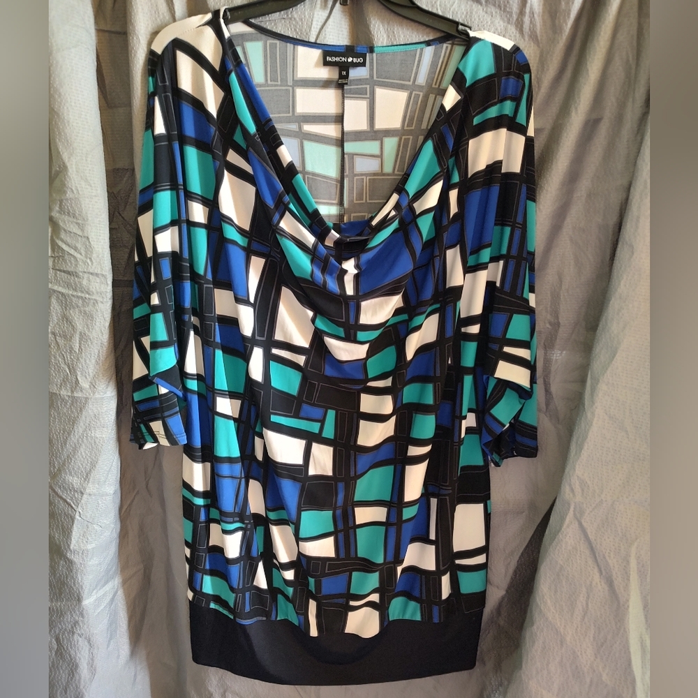 Women's tunic blouse size 1X
